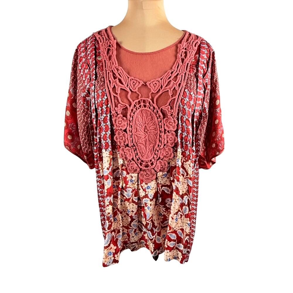 Johnny Was 100% Silk Red Floral Crochet Lace Embroidered Tunic Blouse sz XS